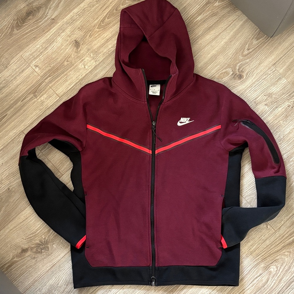 Nike Men's Burgundy and Black Performance Jacket
